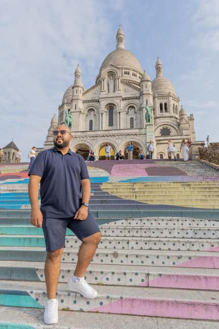 Montmartre Sacre Coeur area photoshoot by Paris photographer - Practical tips to get better photos in less time