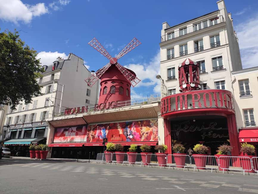 Montmartre Walking Tour with a Local Guide - Key highlights worth centering your day