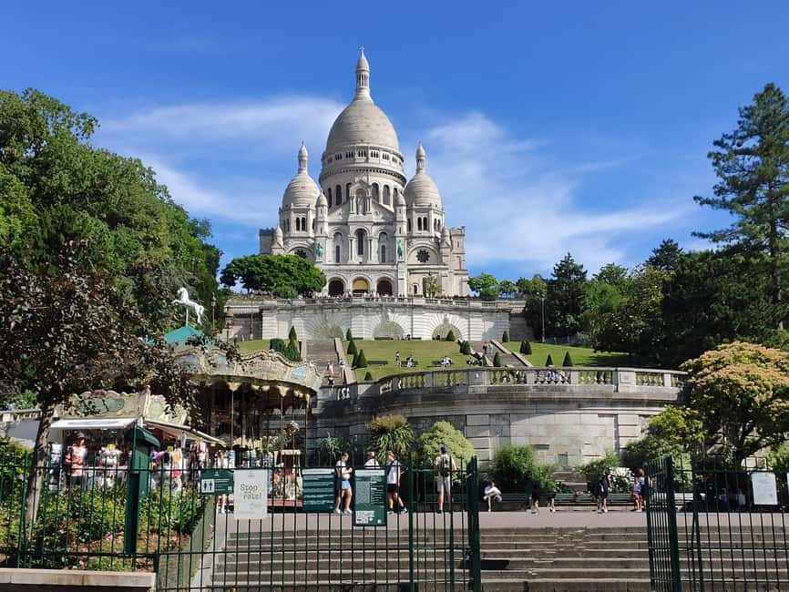 Montmartre Walking Tour with a Local Guide - Why Montmartre feels different from the rest of Paris