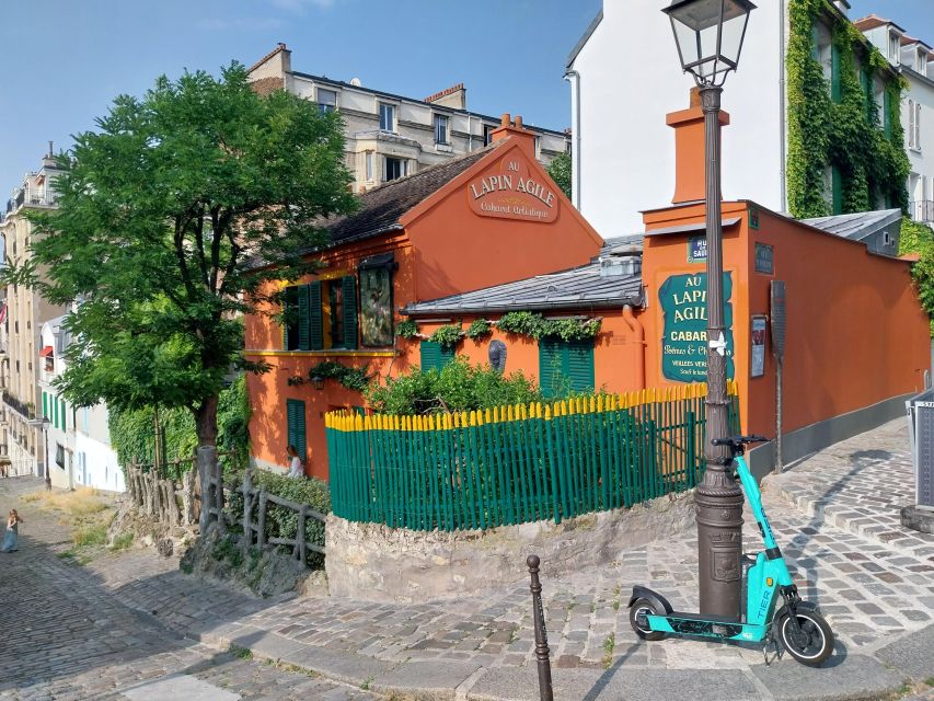 Montmatre Walking Tour: the essential highlights+ - Lapin Agile: the bohemian vibe you can actually feel