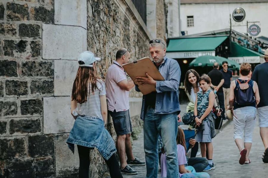 Montmatre Walking Tour: the essential highlights+ - Finish at Moulin Rouge: myth turns into a nightlife landmark