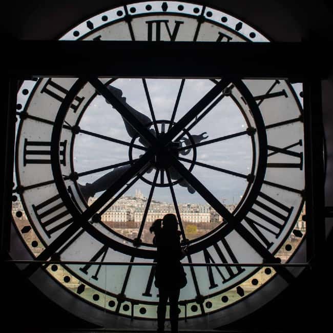 Musee d' Orsay and l'Orangerie Combo With Seine River Cruise - Picking your path at l’Orangerie: Monet’s Water Lilies and the Tuileries setting