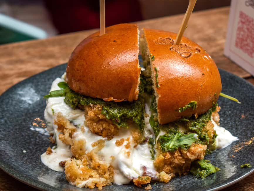 No Diet Club - A selection of the best burgers in Paris ! - Why No Diet Club starts in front of Sold Out Burger