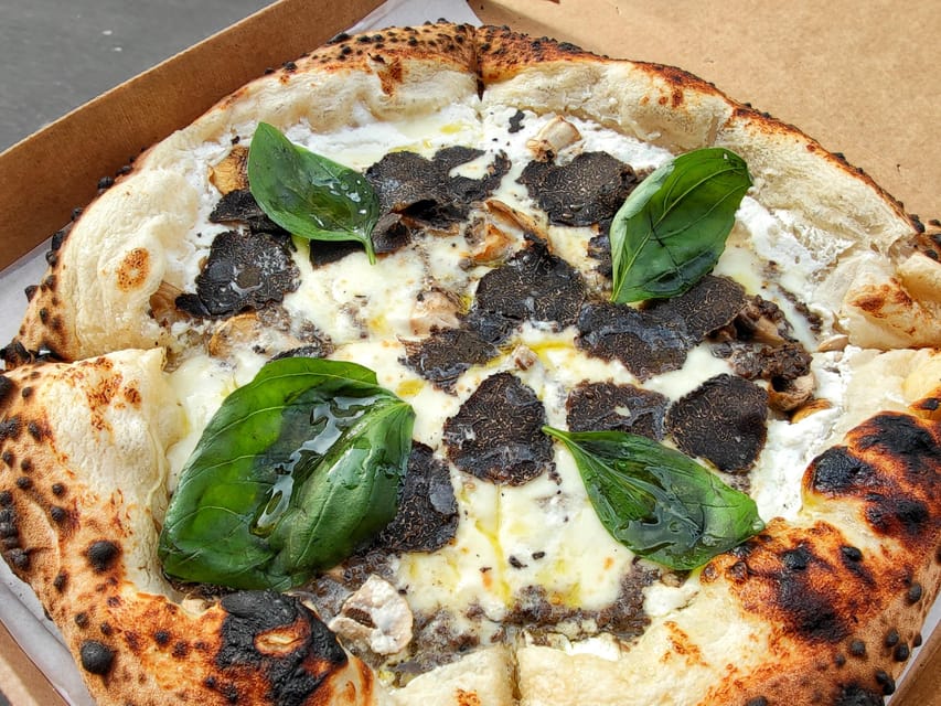 No Diet Club - A selection of the best pizzas in Paris ! - A Pizza Crawl That Feels Like a City Hangout