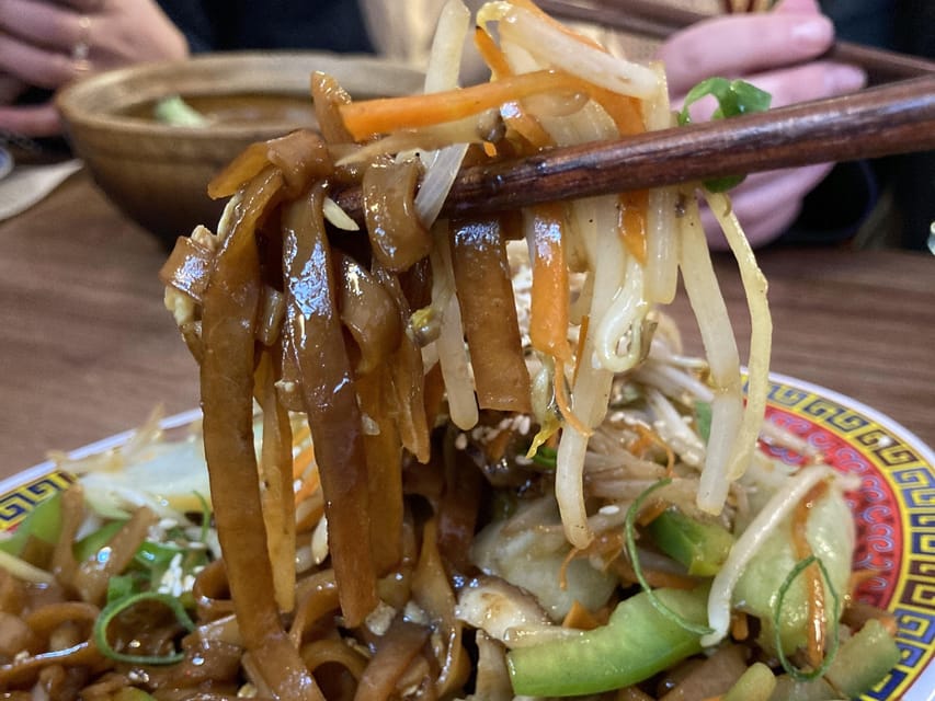 No Diet Club - Special Hong Kong food tour in Paris ! - The 6 stop lineup: wontons, noodles, bao, and Lunar New Year sweets