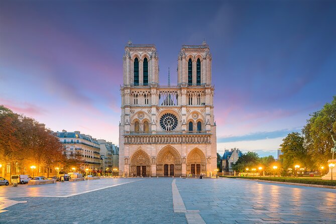 Notre Dame Cathedral: Exterior Guided Tour & Unscheduled Access - Self-guided time inside: free entry plus your own pace