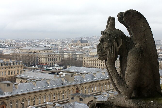 Notre Dame Guided Tour with Scheduled Group Access Option - Meeting at Charlemagne on Île de la Cité: timing that matters