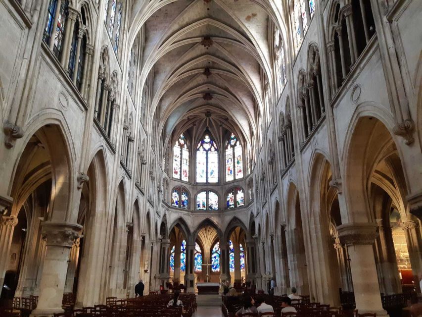 Notre-Dame Outside Île de la Cité & St Severin Private Tour - What is included, and what you need to plan yourself