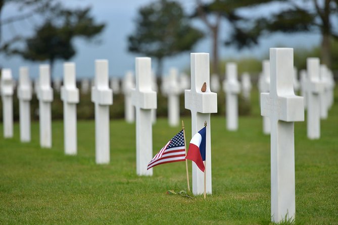 Omaha Beach D-Day Experience - Afternoon group tour from Bayeux - American Cemetery Colleville-sur-Mer: Quiet Time with Real Stories