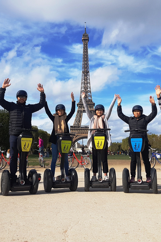 Paris: 1,5 hour Guided Segway Tour - Champ de Mars and the Eiffel Tower area: where the route pays off