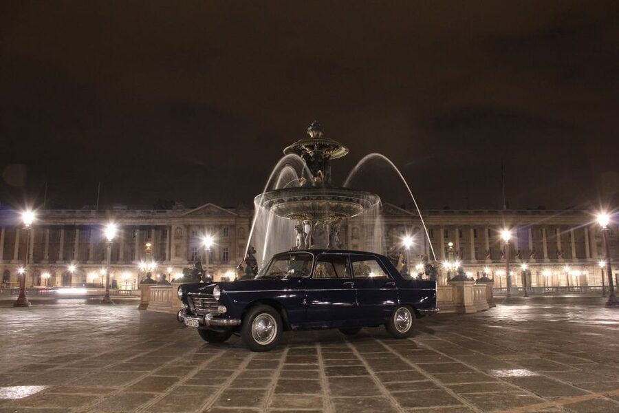 Paris: 1.5-Hour Vintage Car Night Tour - Le Marais and Saint Gervais: Short Look, Big Payoff