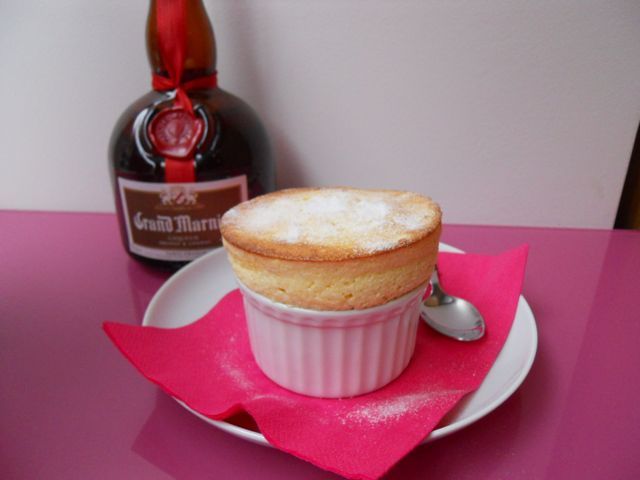 Paris: 2.5-Hour French Pastry Cooking Class - The 150 minutes: how a French pastry class usually runs (and what you do during it)