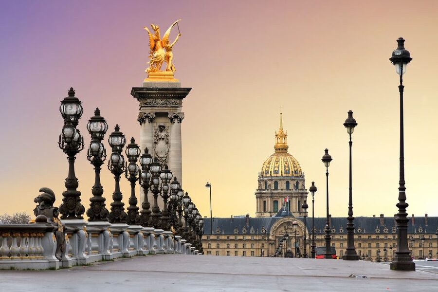 Paris: 2.5-Hour Private City Highlights Kickstart Tour - Les Invalides and the Napoleon connection, plus the included metro link