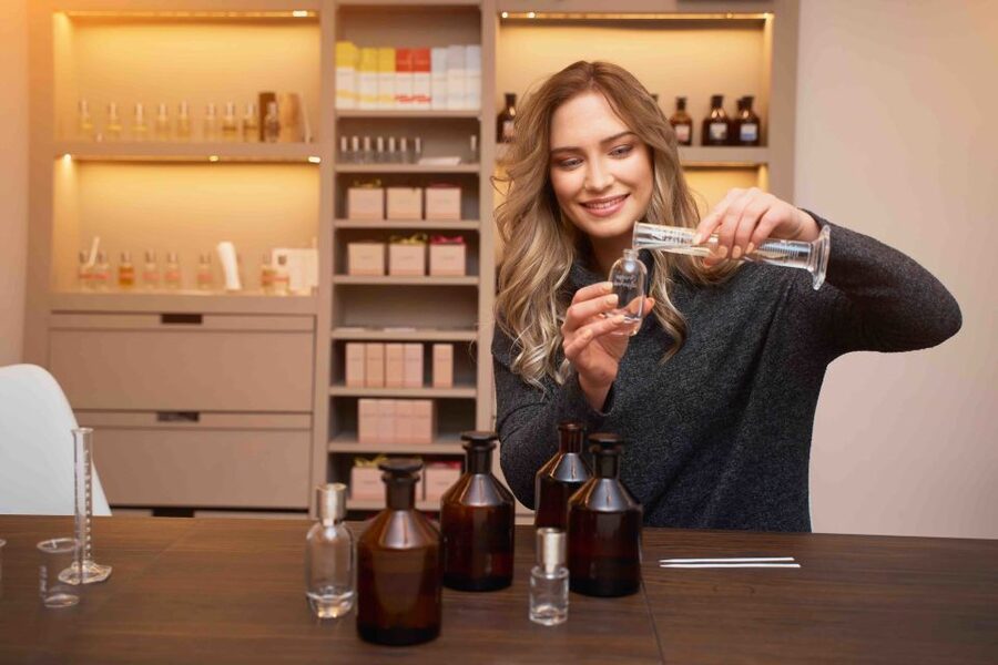 Paris: 2-Hour Perfume Creation Workshop - The hosts and the classroom vibe: why people leave smiling