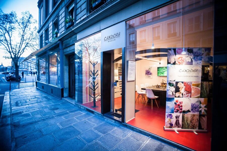 Paris: 2-Hour Perfume Creation Workshop - Longevity and expectations: why your scent might feel different than you think