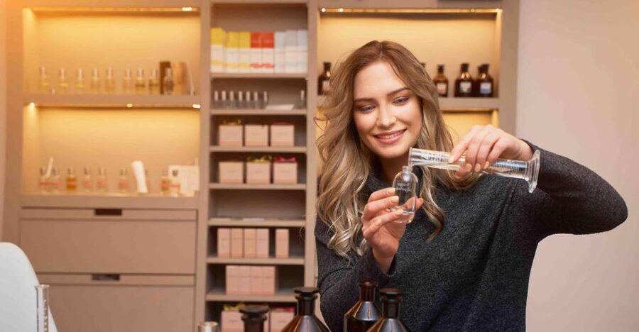 Paris: 2-Hour Perfume Creation Workshop - Who should book this perfume workshop?