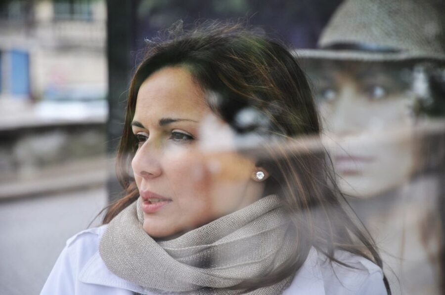 Paris 2-Hour Private Walking Tour with a Photographer - How the photographer creates candid and posed shots in 2 hours