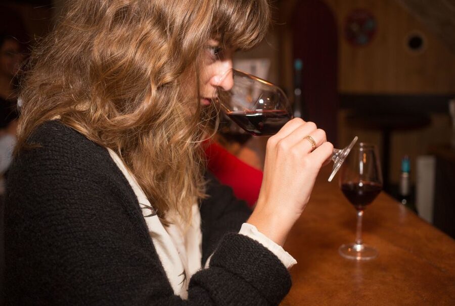 Paris: 2-Hour Wine Making Workshop - What’s included, and what that means for your money