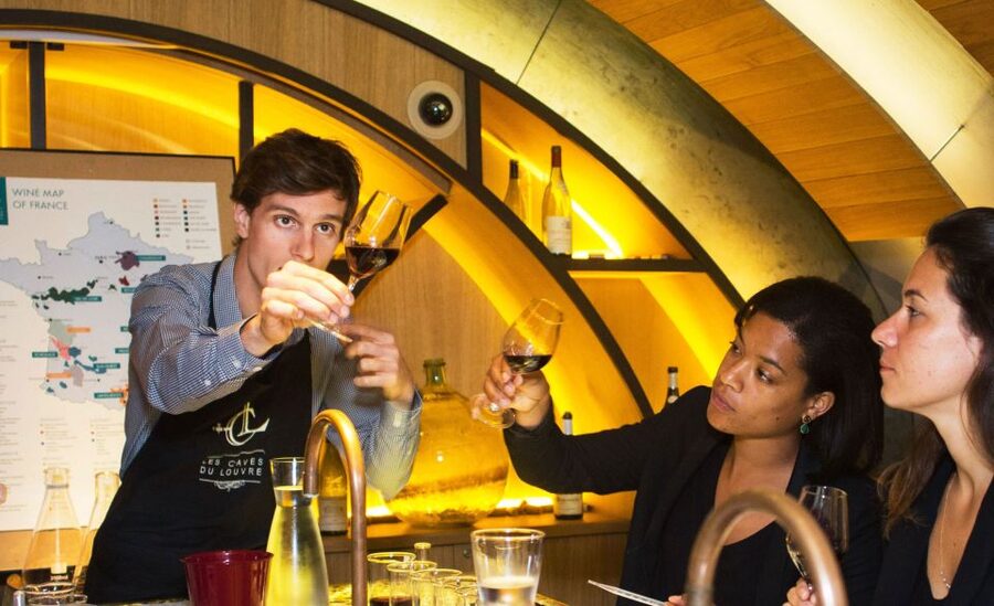Paris: 2-Hour Wine Making Workshop - Who this workshop suits best