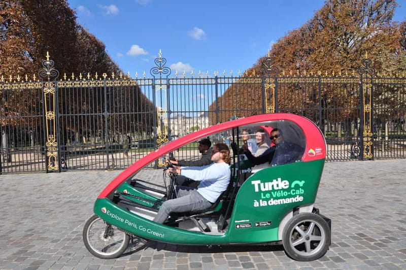 Paris: 2 hours Emily Tour in a Private Rickshaw bike - The bike setup, who it fits, and how it feels in motion