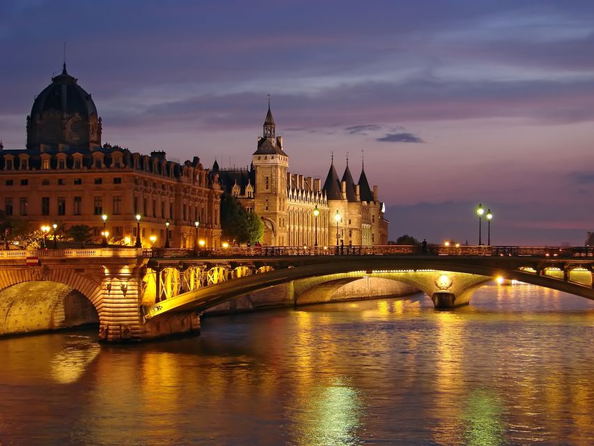 Paris: 3-Course-Dinner Cruise with Wine on the Seine River - Key takeaways before you go