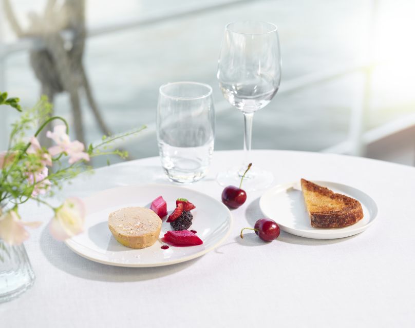 Paris: 3-Course-Dinner Cruise with Wine on the Seine River - Why this Seine dinner cruise is a smart Paris first-night plan