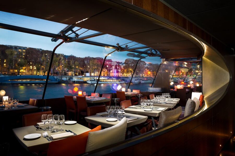 Paris: 3-Course-Dinner Cruise with Wine on the Seine River - Front table, window views, and how to get better photos without stress