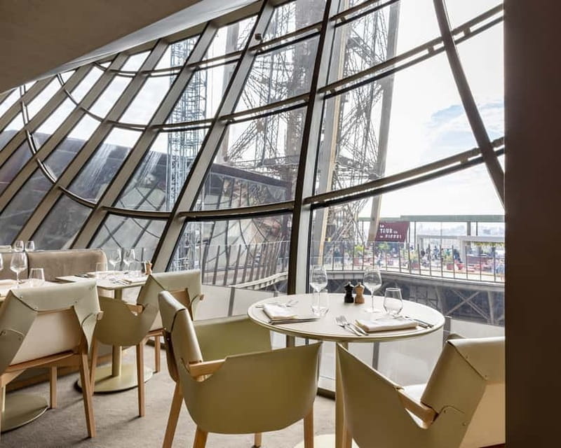 Paris: 3-Course Lunch at Eiffel Tower's Madame Brasserie - Inside the dining room: atmosphere, timing, and what the 1.5 hours feels like
