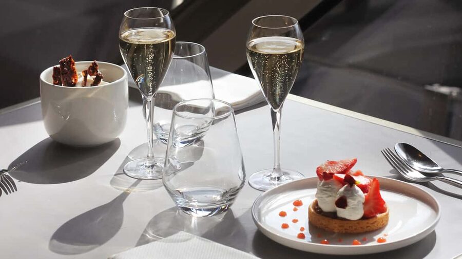 Paris: 3-Course Lunch at Eiffel Tower's Madame Brasserie - Price and value: is $80 per person actually fair?