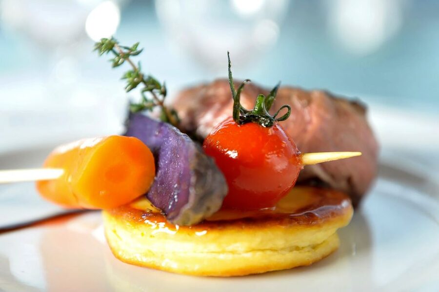 Paris: 3-Course Lunch Cruise on the River Seine - Should You Book This ParisCityVision Seine Lunch Cruise?