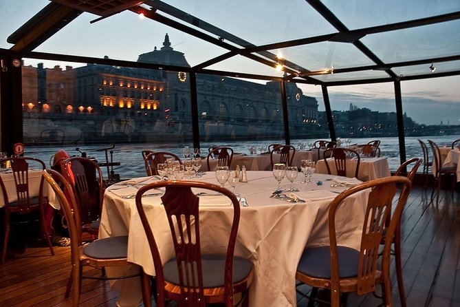 Paris 3-Courses Gourmet Dinner Seine River Cruise with Champagne - Live Music: When It Works, It Works