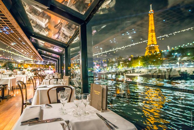 Paris 3-Courses Gourmet Dinner Seine River Cruise with Champagne - Timing Choice: How 18:45 and 21:15 Change the Meal