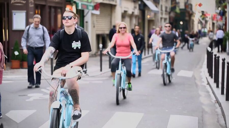 Paris 4-Hour Bike Tour: Off the Beaten Path - Key points you will care about