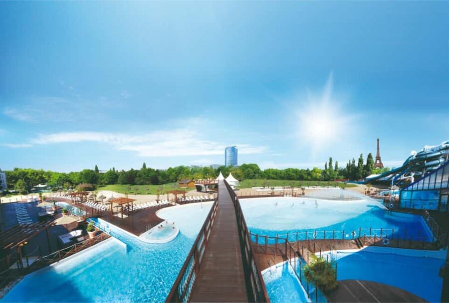 Paris: Aquaboulevard Water Park Entrance Ticket - 11 slides plus wave pools, how to ride smarter