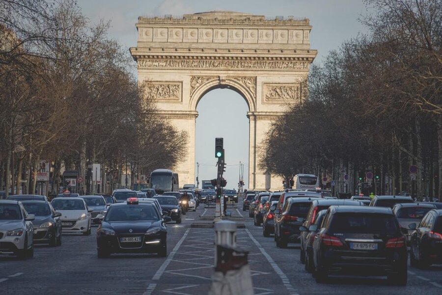 Paris: Arc de Triomphe Entry and Walking Tour - Grand Palais Photo Stop: Glass Ceiling Energy and Big-City Drama