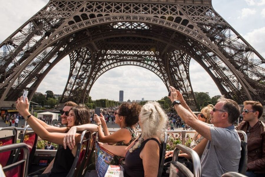 Paris: Arc de Triomphe Ticket & Big Bus Hop-on Hop-off Tour - Stop-by-stop: what to expect, what’s worth your time