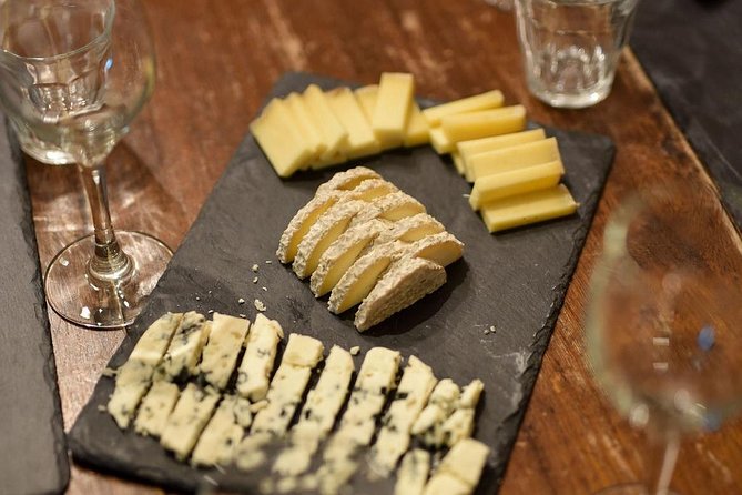 Paris Art of Pairing Cheese and Wine Tasting in a Cheese Cellar - What You Taste: 7 Cheeses, 3 Wines, and Bread