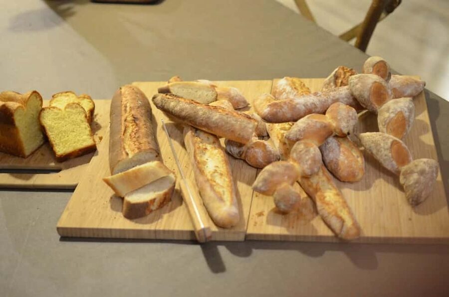 Paris: Baguette and French Breads Class - Baking Like a Parisian: Temperature, Time, and Humidity