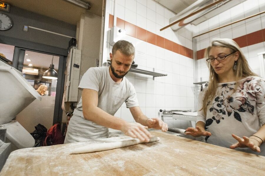 Paris Bakery Tour - What the Small Group Size Changes for Learning and Questions