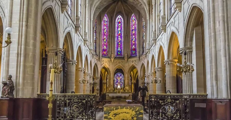 Paris: Best Churches in the City Private Walking Tour - Notre-Dame Cathedral Exterior: What You Can See Even While It’s Closed