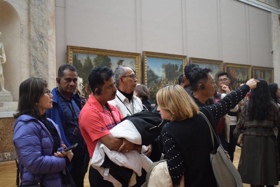 Paris: Best of the Louvre Guided Tour with Pre-booked Ticket - Venus de Milo and the sculpture highlights you should not miss