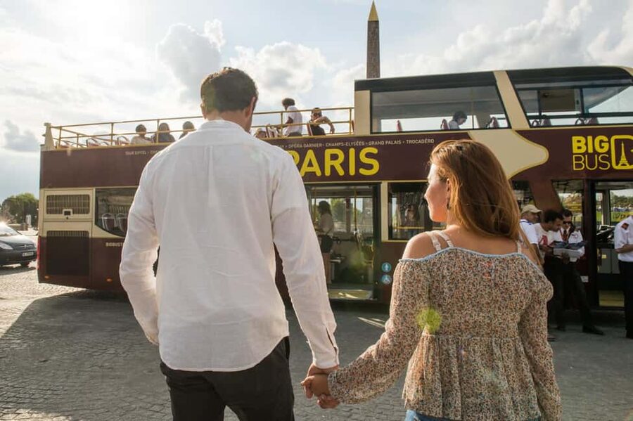 Paris: Big Bus Hop-on Hop-off Tour and Pantheon entrance - Price and Value for a $67 1-Day Combo