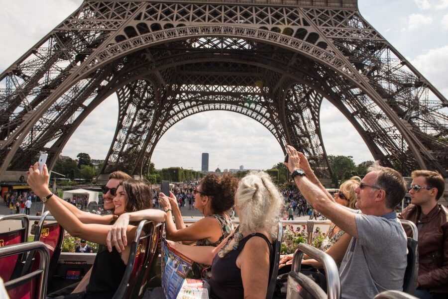 Paris: Big Bus Hop-on Hop-off Tour & Panoramic Night Tour - The open-top reality check: comfort, wind, and layers