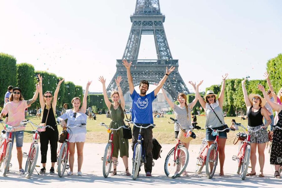 Paris Bike Tour: Eiffel Tower, Place de la Concorde & More - A 3.5-Hour Bike Orientation to Eiffel Tower, Invalides, and Concorde