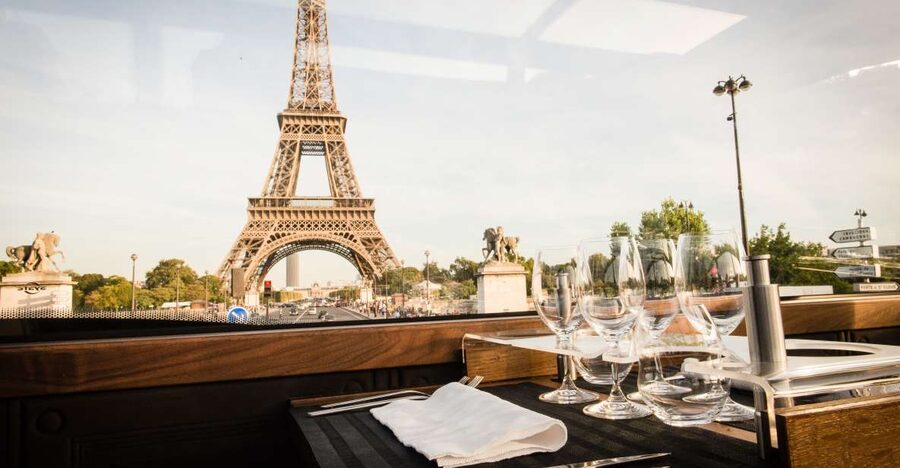 Paris: Bustronome Gourmet Dinner Tour - Where you meet, what the ride setup feels like