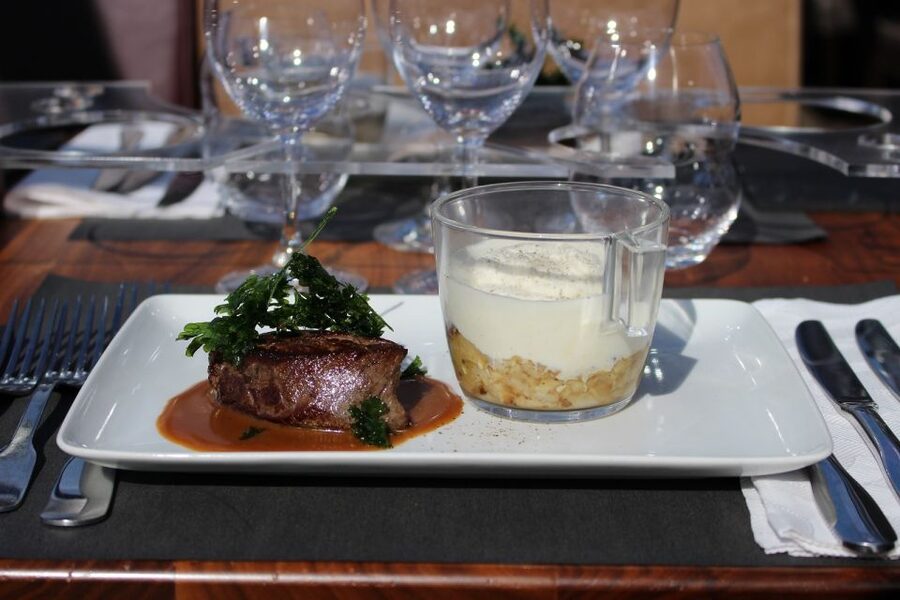 Paris: Bustronome Gourmet Lunch Tour on a Glass-Roof Bus - The ride experience: panoramic terrace views and 360-degree city time