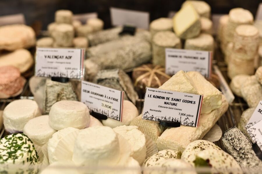 Paris: Butter and Cheesemaking Workshop - The cheese overview you get before your hands start working
