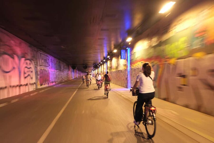 Paris By Night: 3-Hour Guided Bike Tour - Stops, flow, and what you should do while you ride