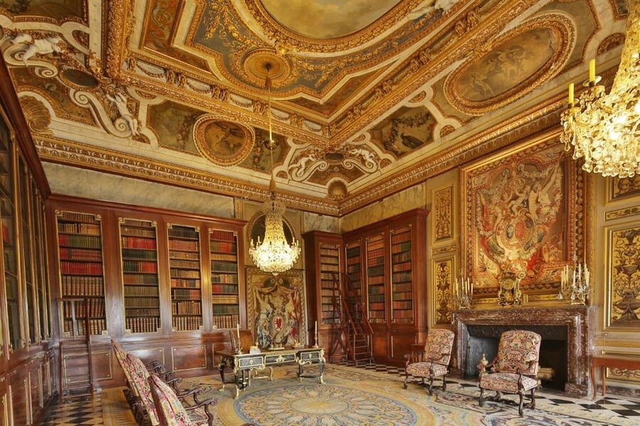 Paris: Candlelit Dinner at Vaux-le-Vicomte by Limousine - Fireworks at the end: the grand finish, with fewer logistics headaches