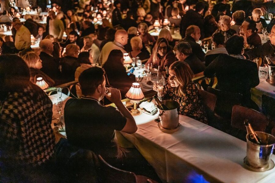 Paris: Champagne at the Moulin Rouge & Seine River Cruise - How the night stays on track: timing, traffic, and what to do with delays